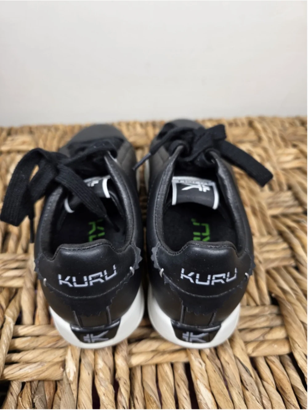 KURU Women's 6 M Black Leather ROAM Comfort Walking Sneakers White Gum Sole
